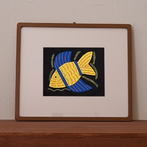mola art frame (fish / yellow L)
